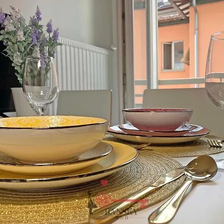 Violet 5 For 4 Guest -by Easylife Swiss Лугано